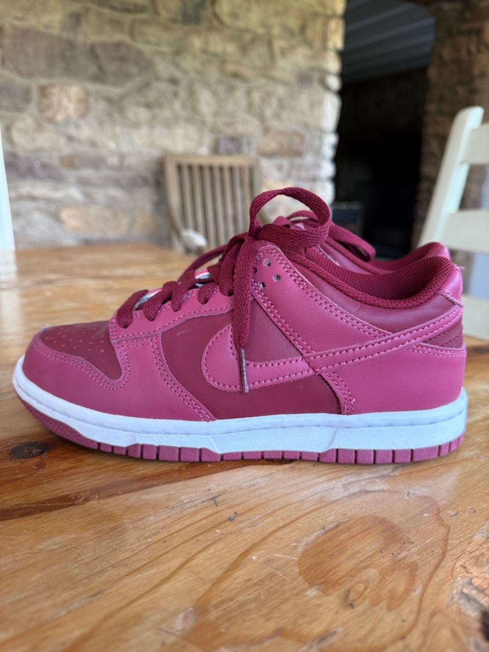 Nike Kids Low-Top Sneakers in Deep Berry Pink